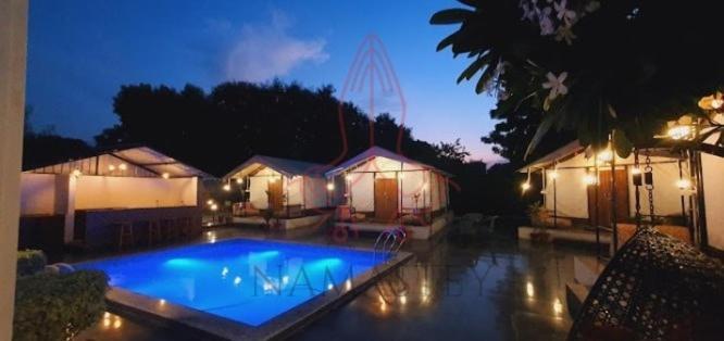 Luxury Farmhouse In Chhatarpur With Pool New Delhi Exterior photo